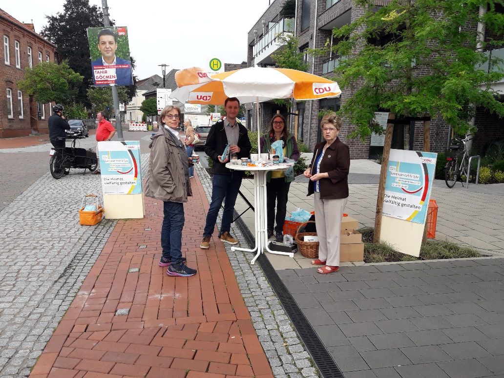Der CDU-Stand beim Wochenmarkt Syke